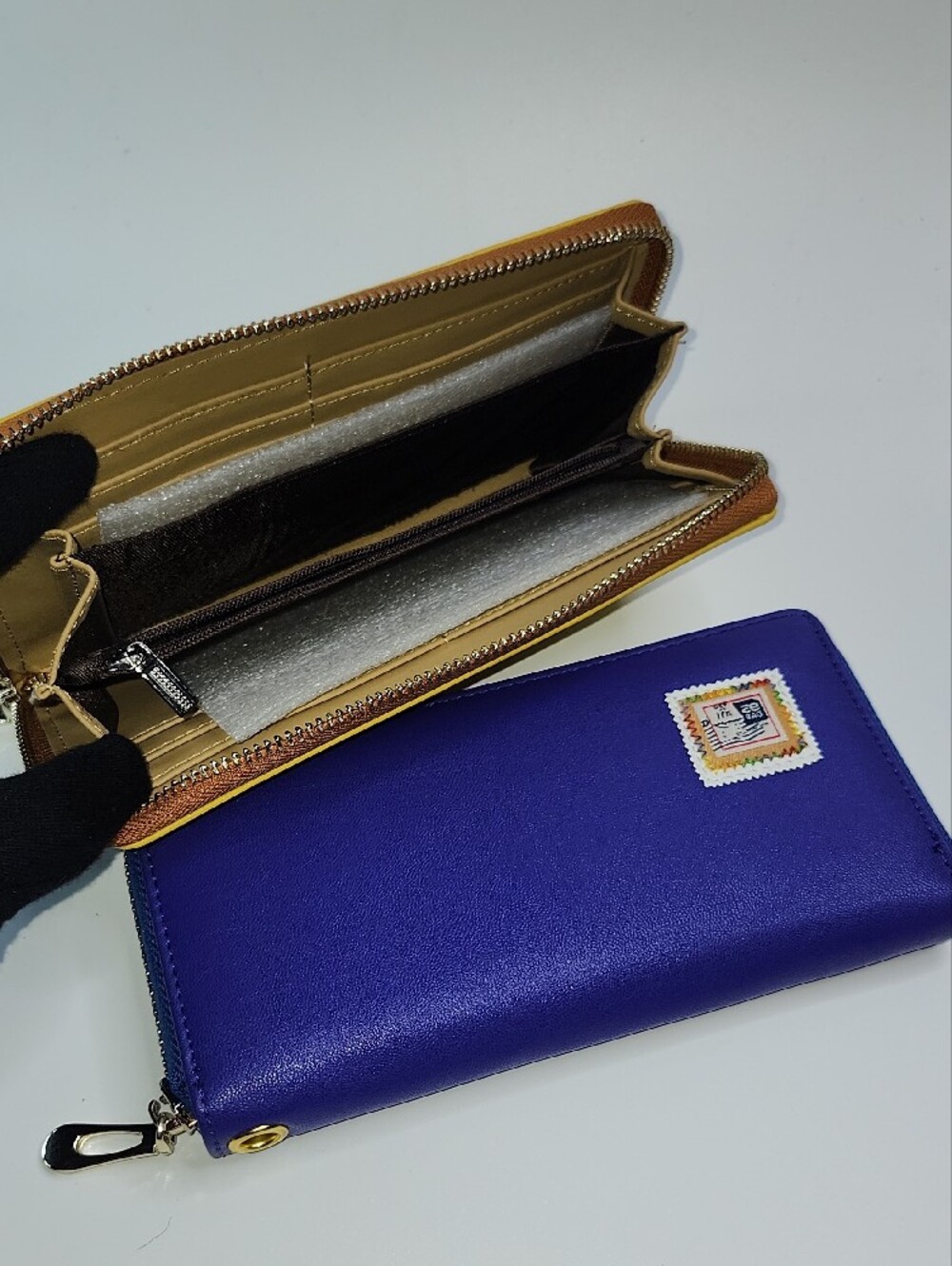 Wallet - Zip Women - Picture 3 of 3